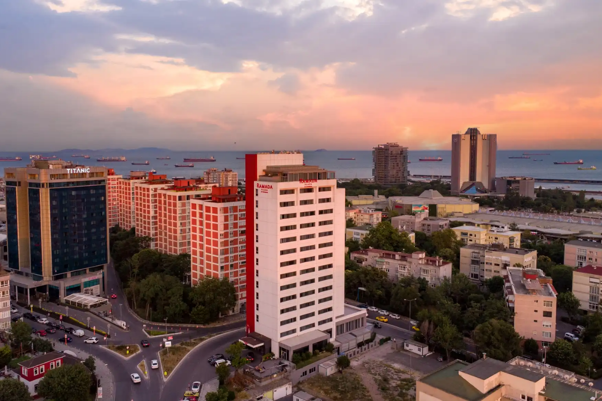 ramada-hotel-img-1